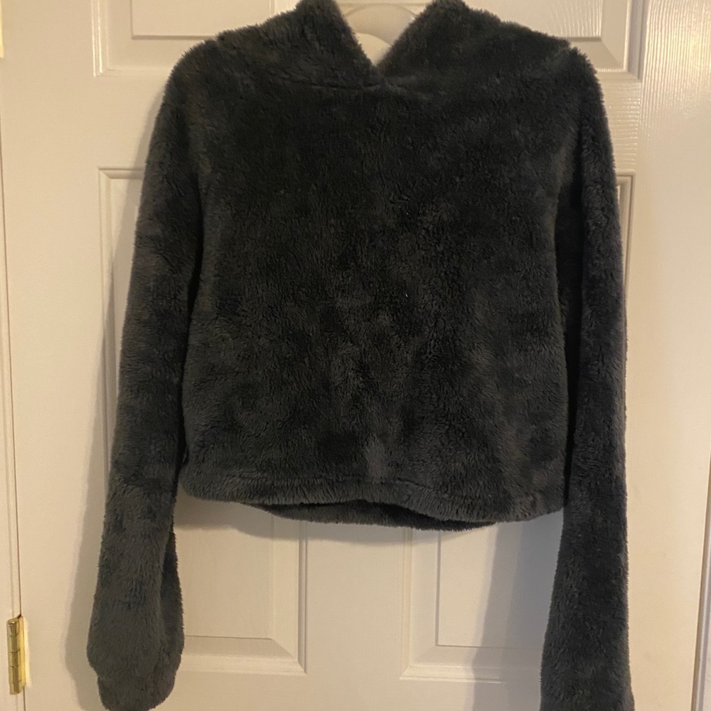 Fuzzy crop top sweatshirt